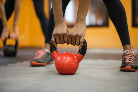 Spor Salonu ve Fitness Stüdyosu Üye Sadakati: Ocak Ayı Kalabalığını Yıl Boyu Sadık Üyelere Dönüştürmenin 9 Yolu